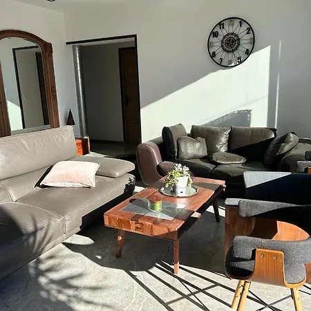 Arghja 8 à 10 Personnes, Piscine Chauffée Villa *
