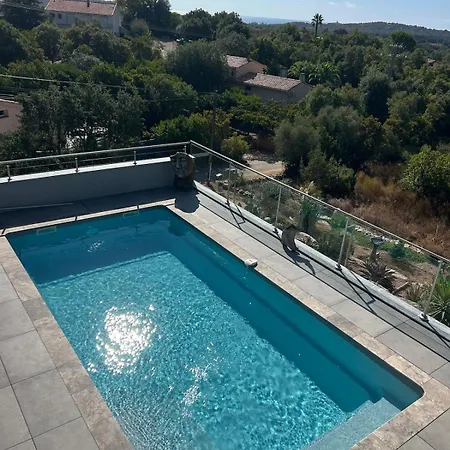 Arghja 8 à 10 Personnes, Piscine Chauffée Villa *