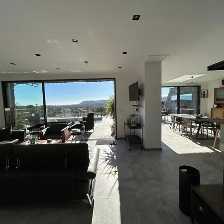 Villa Arghja 8 à 10 Personnes, Piscine Chauffée *