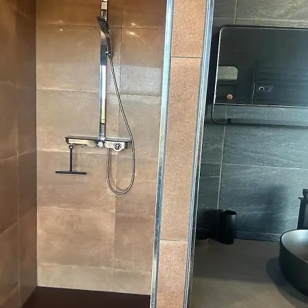 Arghja 8 à 10 Personnes, Piscine Chauffée Conca