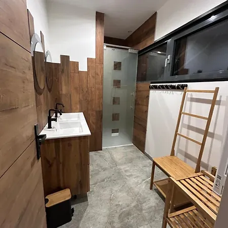 Arghja 8 à 10 Personnes, Piscine Chauffée Villa