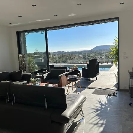 Arghja 8 à 10 Personnes, Piscine Chauffée Villa *